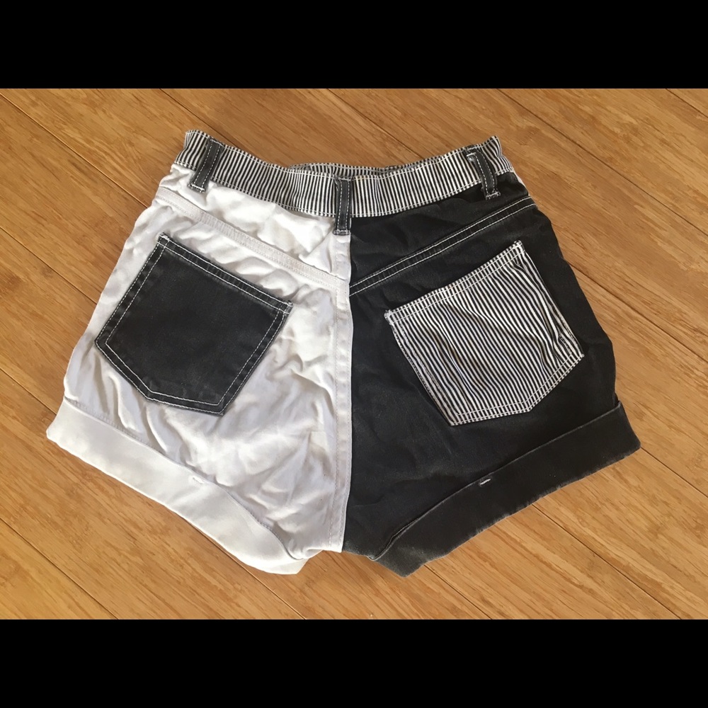 America Apparel: Black and White high waist Shorts