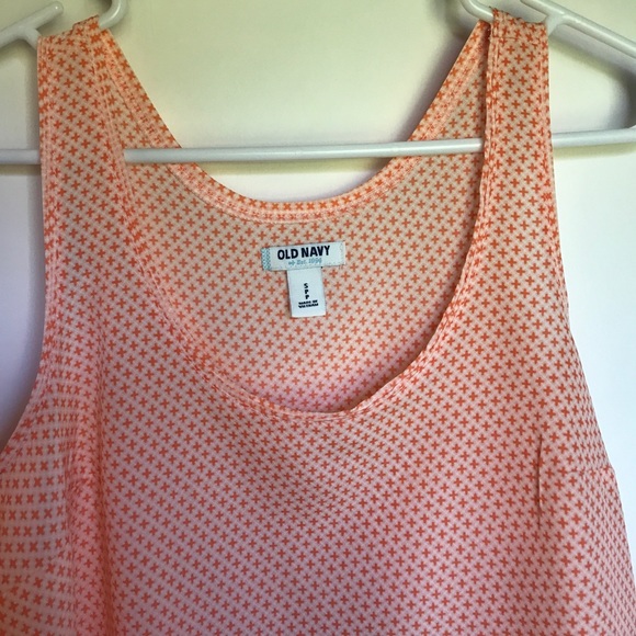 Old Navy Women's Tank Top Pink - Picture 3 of 4