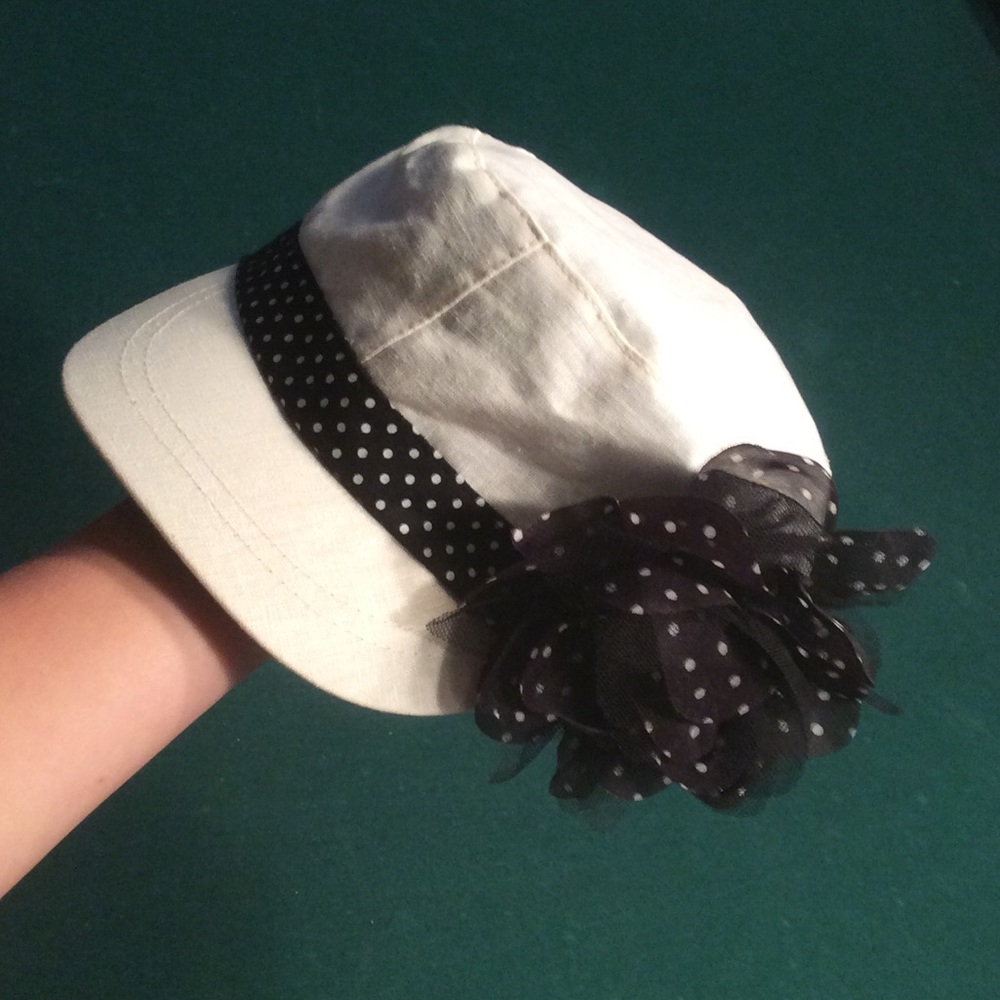 Hat with cute polka dots