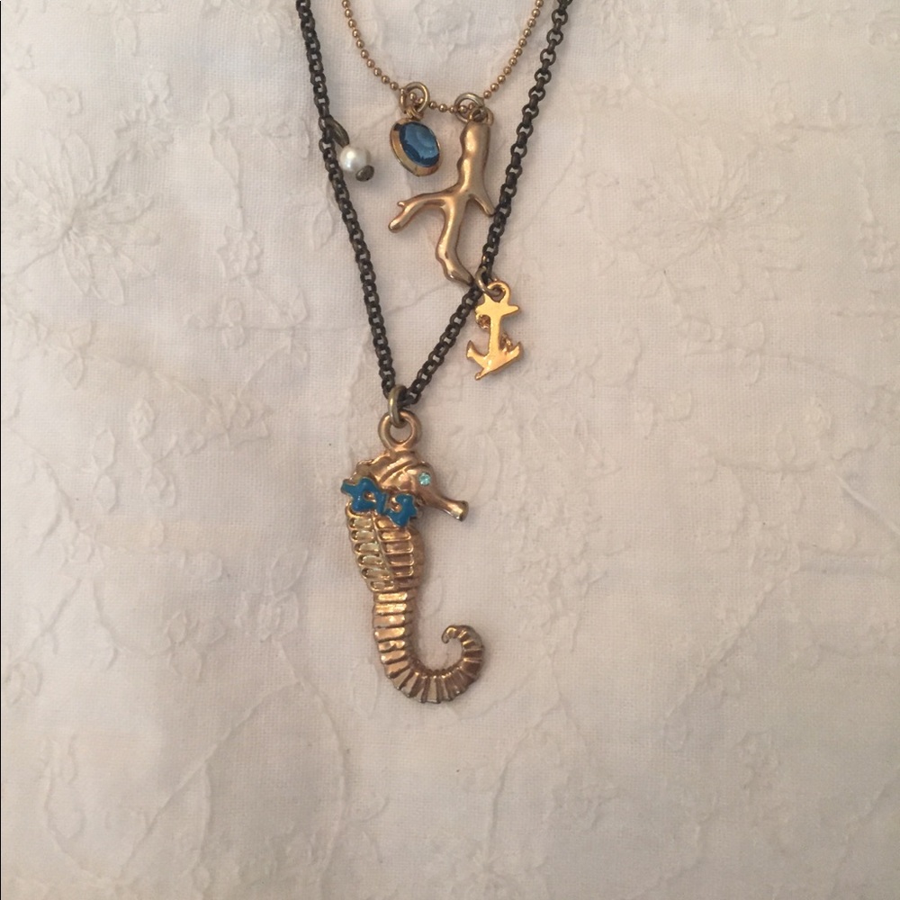 Betsy Johnson seahorse charm necklace!