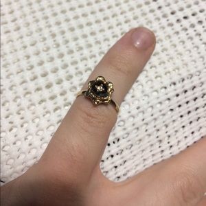 Beautiful flower ring