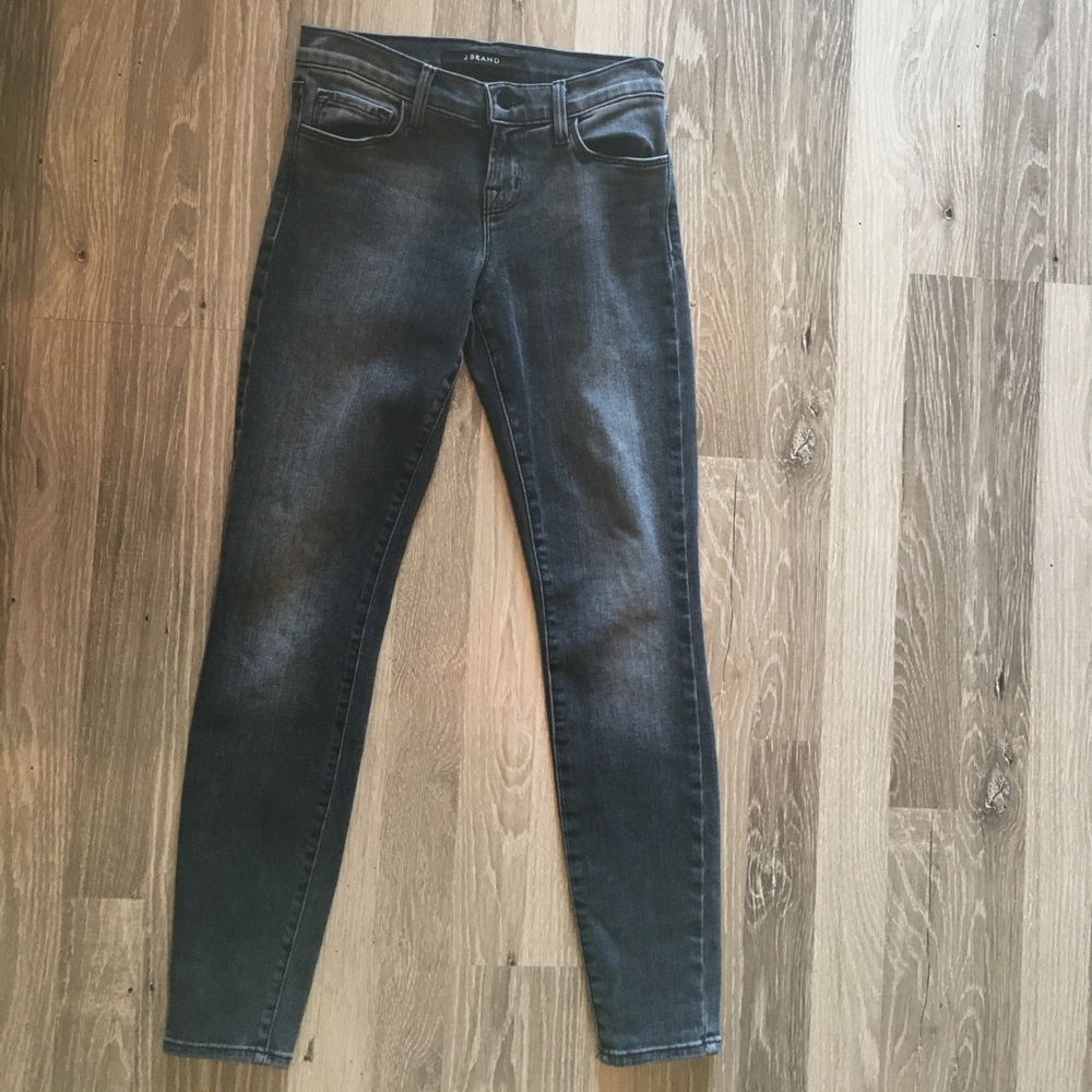 J Brand Faithful Skinny Jeans size 24