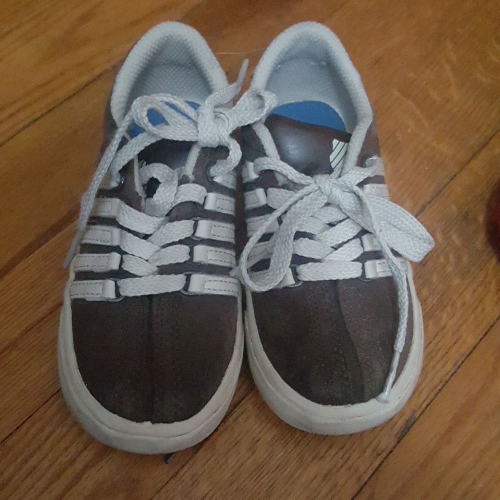 K-swiss Size 9