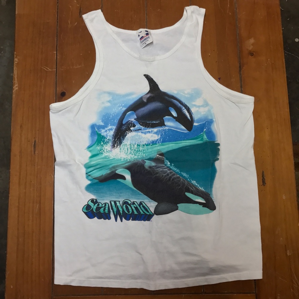 Vintage sea world tank top