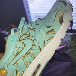 Nike air max customs