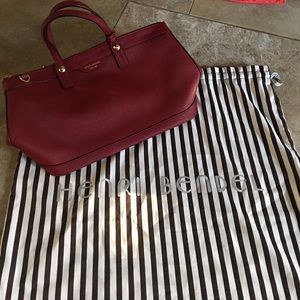 Red Henri Bendel tore bag