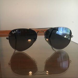 Used authentic Ray Ban polarized aviators RB3025