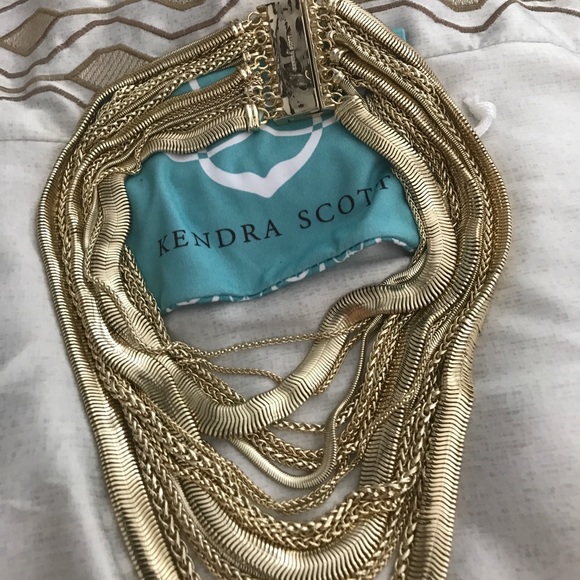 Kendra scott new necklace - Picture 3 of 3
