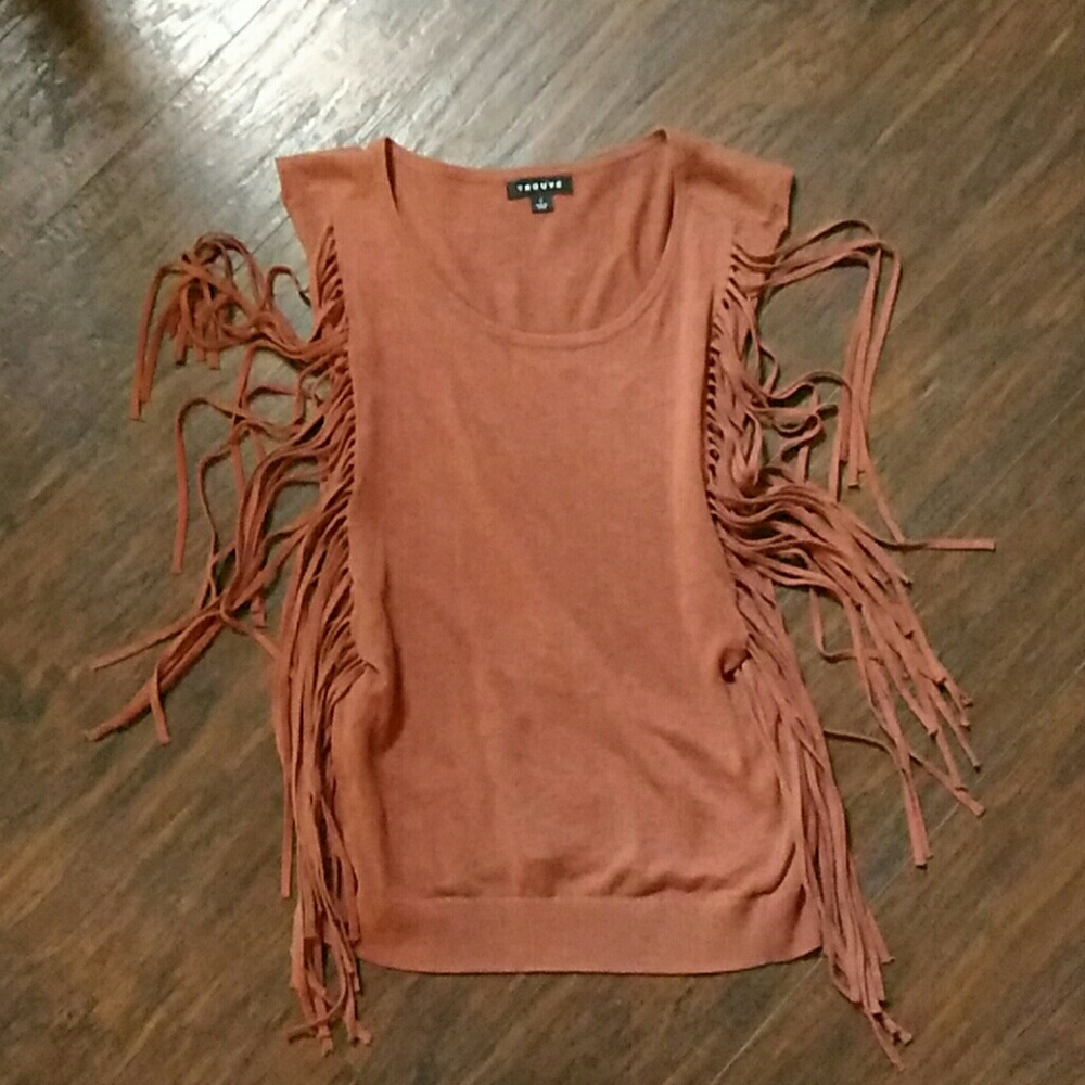 Fringe top