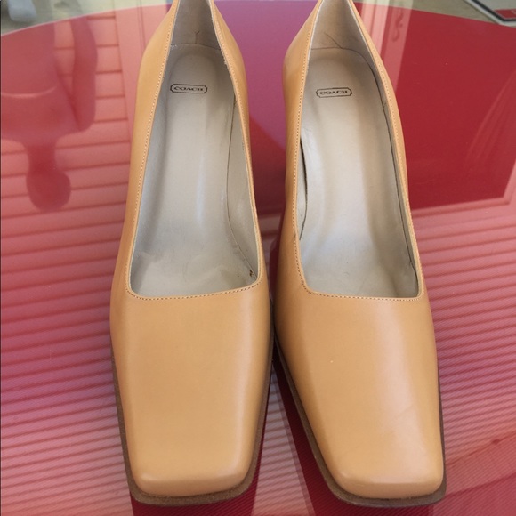 Coach Shoes Coach Tan Leather Pumps New With Out Box Size 8 Poshmark