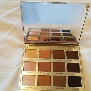 Authentic Tartelette