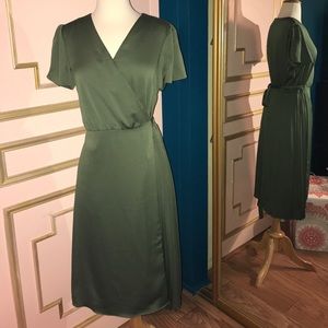 Banana Republic Wrap Dress 👗