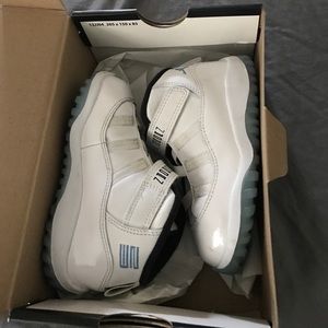 Kids Jordan 11's