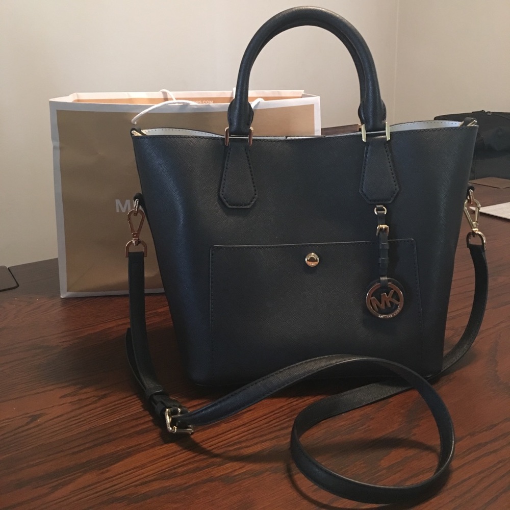 Michael Kors Greenwich Large Leather Bag