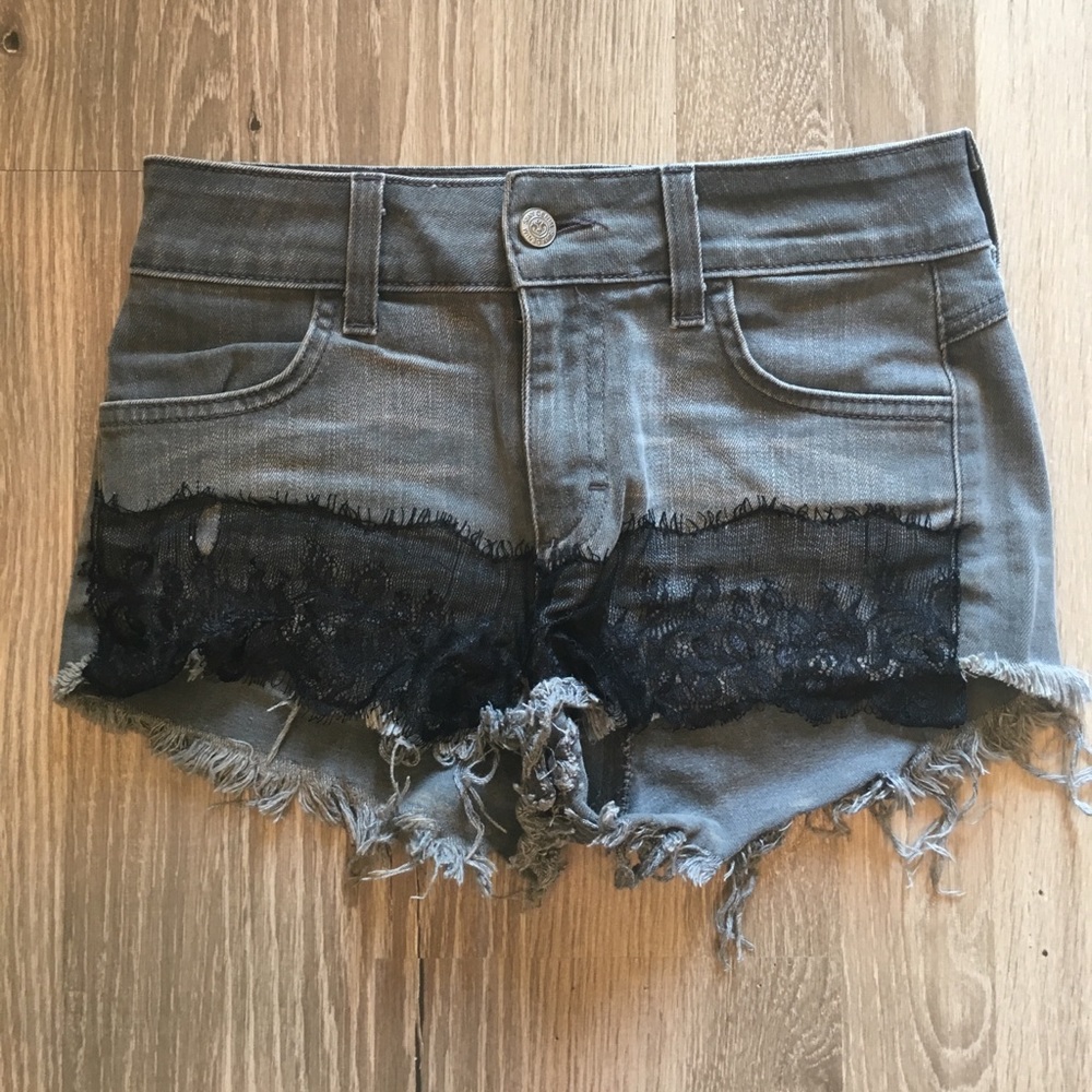 Siwy grey, lace Denim Shorts size 24