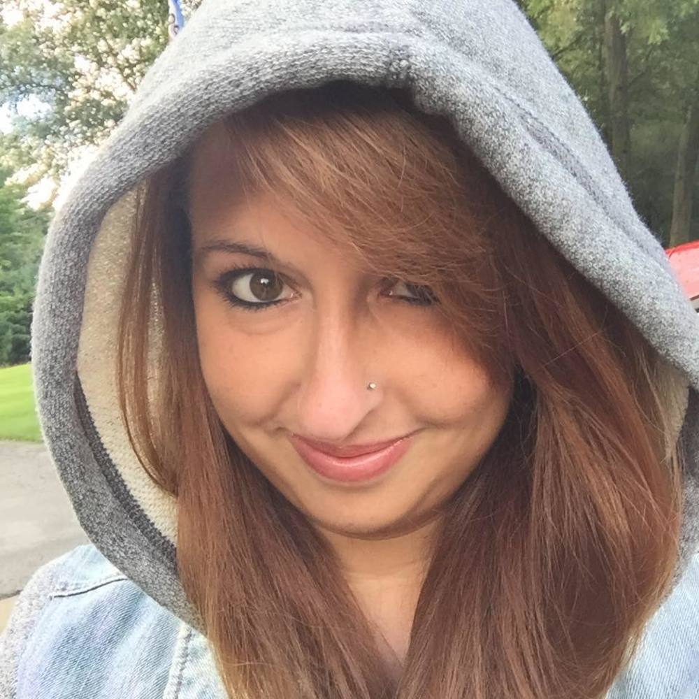 Meet your Posher, Whitney