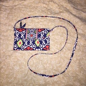 🍒🥑 Vera Bradley crossbody wallet bag