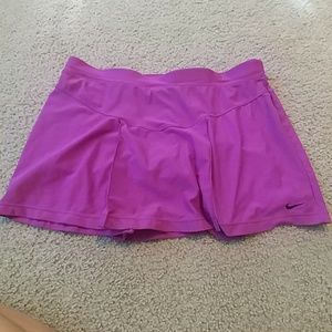Nike fit dry skirt with bottoms underneath