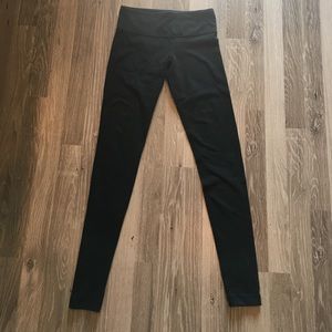 Lululemon Black Wunder Under Leggings