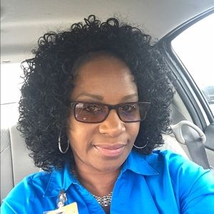 Meet your Posher, Debbie