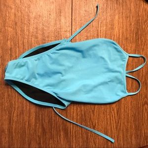 Jolyn "Jackson II" teal color in size 26 tie back
