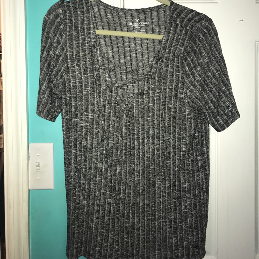 Lace up grey American eagle shirt