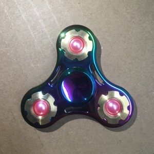 Rainbow Pearl Spinner