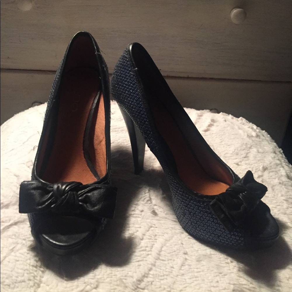 Aldo peep toe heels