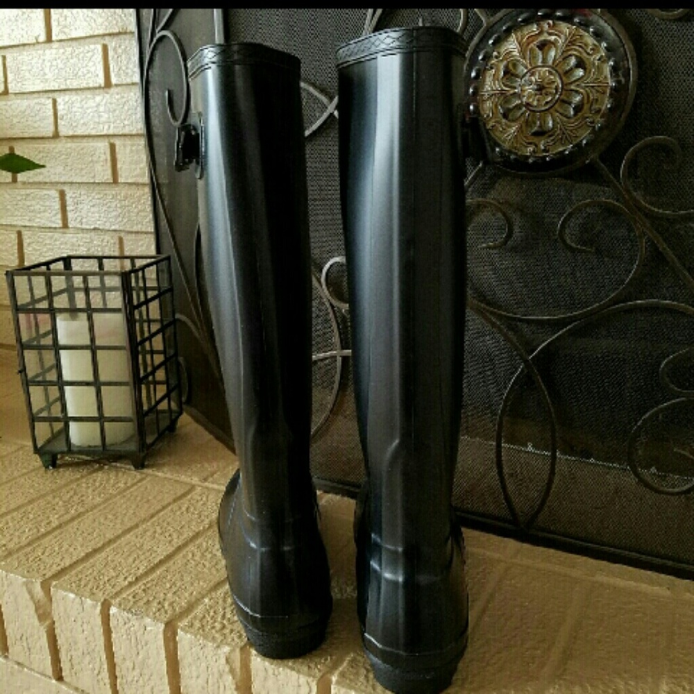 SOLD SOLD SOLD Tall Rain Boots - Picture 3 of 8