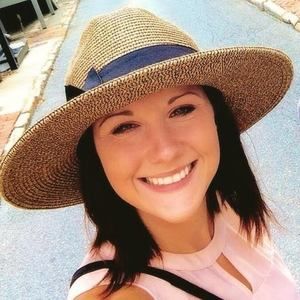 Meet your Posher, Bethany