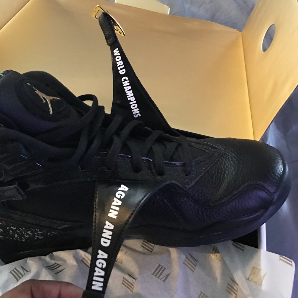 SOLD SOLD Air Jordan Retro 8's - Picture 3 of 3