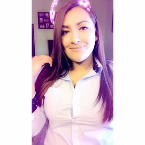 Meet your Posher, Tania