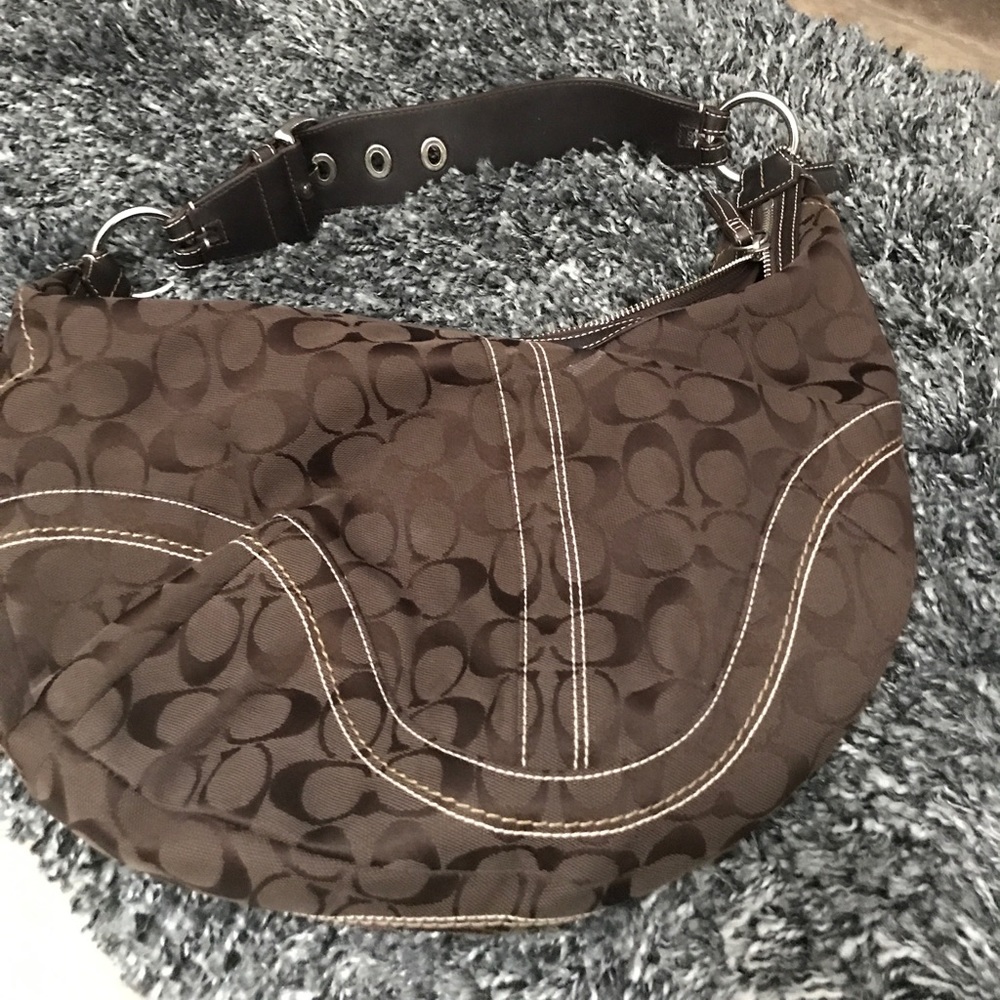 Large coach hobo