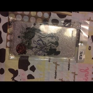 Two iPhone 7 plus cases bundle