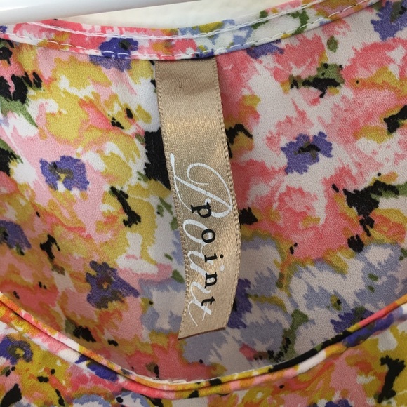 ❌SOLD❌Beautiful floral dress! - Picture 3 of 4