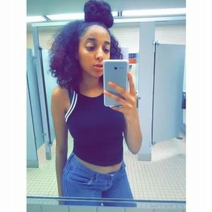 Meet your Posher, Skylaar