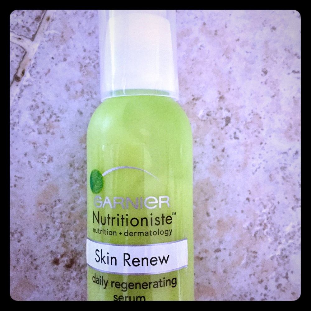 Garnier Nutritioniste -daily regenerating serum