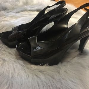 Black Patent Leather Jessica Simpson Pumps