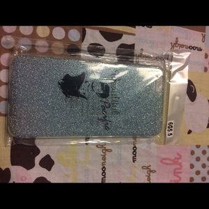 Two IPhone 7 Plus cases bundle