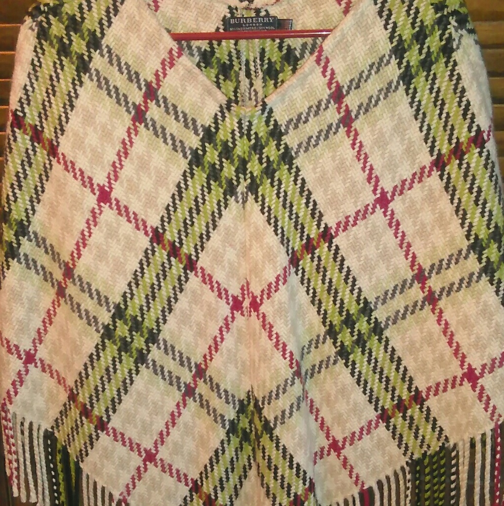 Burberry poncho