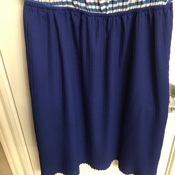 Nordstrom Soprano striped dress with pleated skirt - Picture 2 of 5