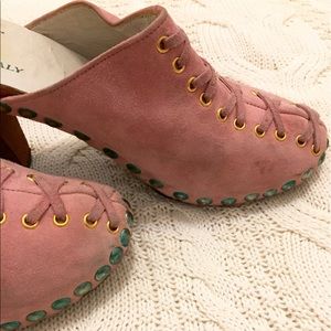 Vintage pink clogs