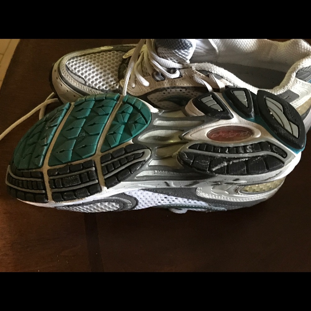 A pair of saucony shoes