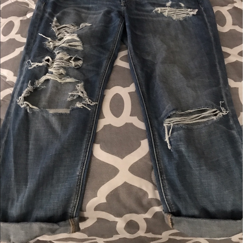 American Eagle distressed jeans