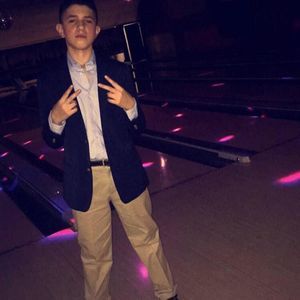 Meet your Posher, Leo