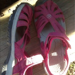 SALE!! Keen's Womens Rose Sandals