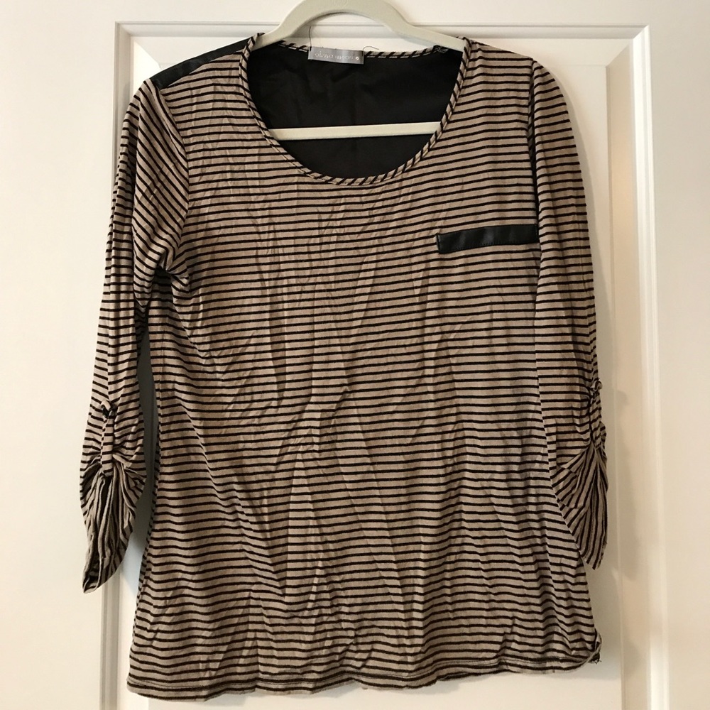 Tee - Picture 1 of 2