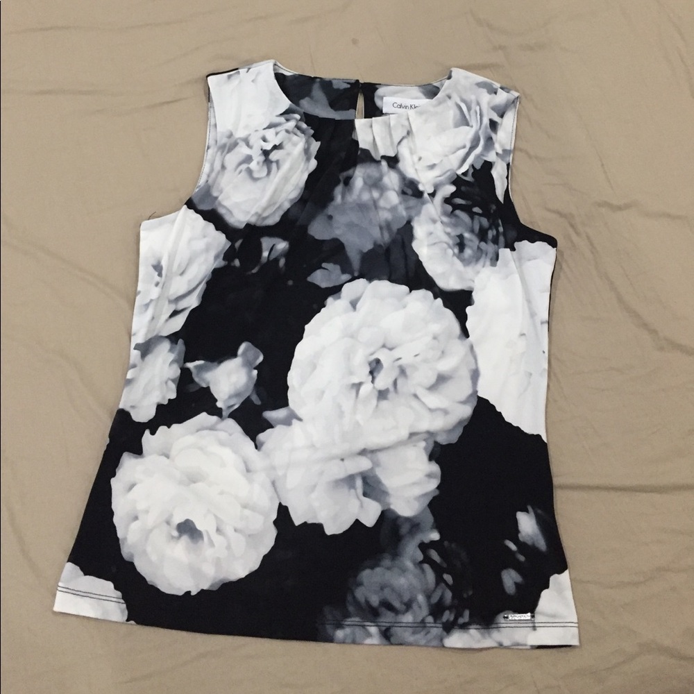 CK, black & white blouse NWT