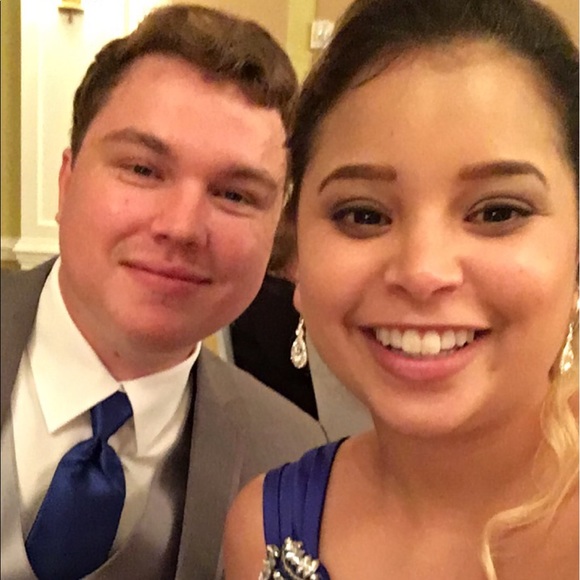 Meet your posher, Jessica! - Picture 3 of 3