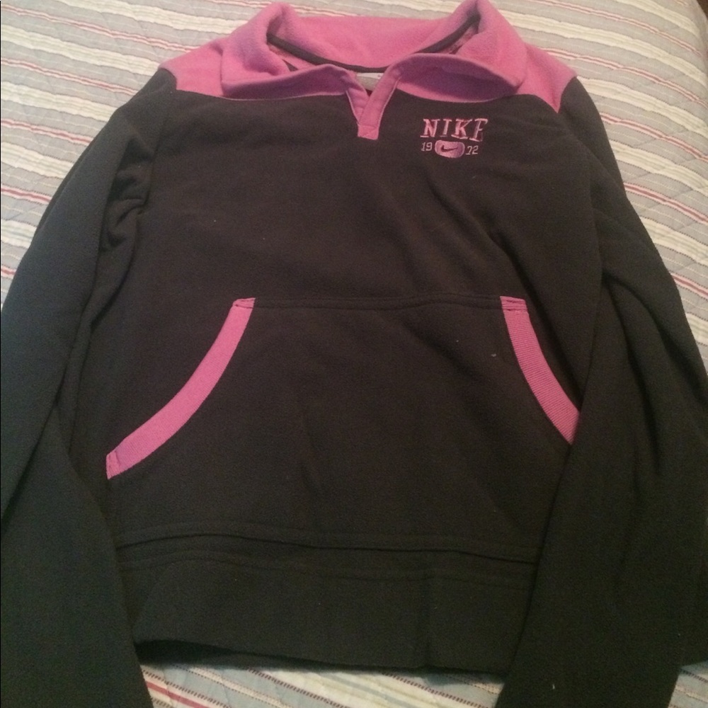 Girls Nike sweatshirt